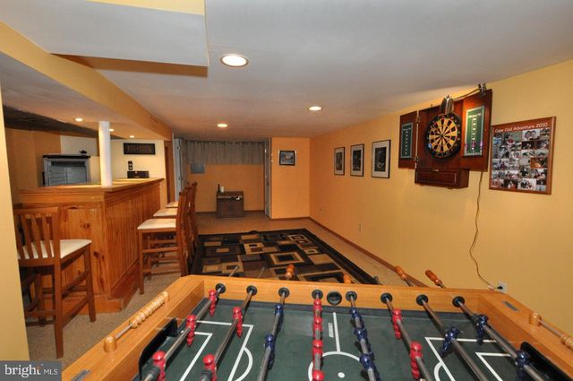 102 HOLIDAY CT, Mount Laurel, NJ 08054