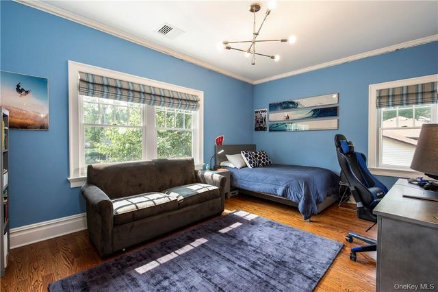 5 Trails End, Rye, NY 10580