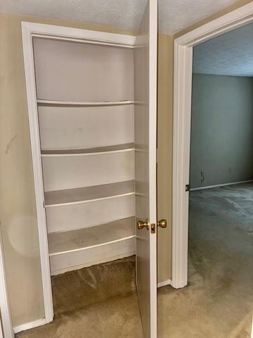 1303 Natchez Trace, Sandy Springs, GA 30350