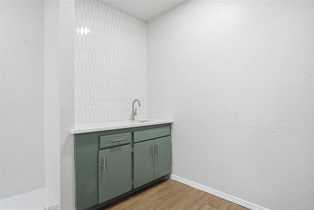 9412 S Winston Way, Oklahoma City, OK 73139