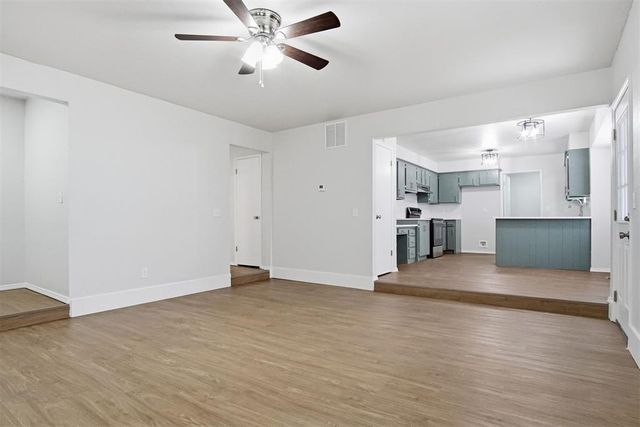 9412 S Winston Way, Oklahoma City, OK 73139