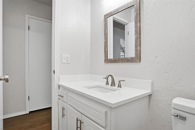 9412 S Winston Way, Oklahoma City, OK 73139