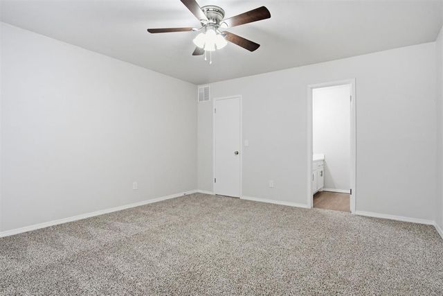 9412 S Winston Way, Oklahoma City, OK 73139