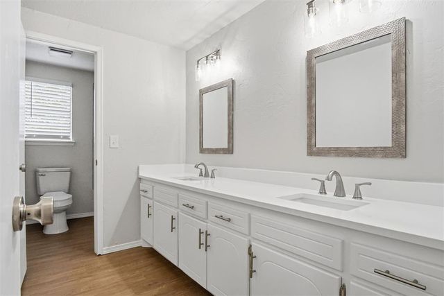 9412 S Winston Way, Oklahoma City, OK 73139