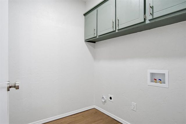 9412 S Winston Way, Oklahoma City, OK 73139