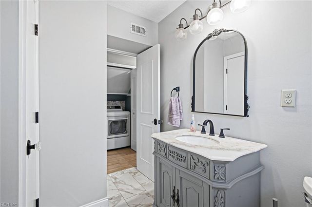 9105 Richmond RD, Toano, VA 23168