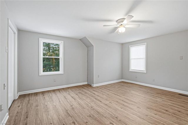 9105 Richmond RD, Toano, VA 23168