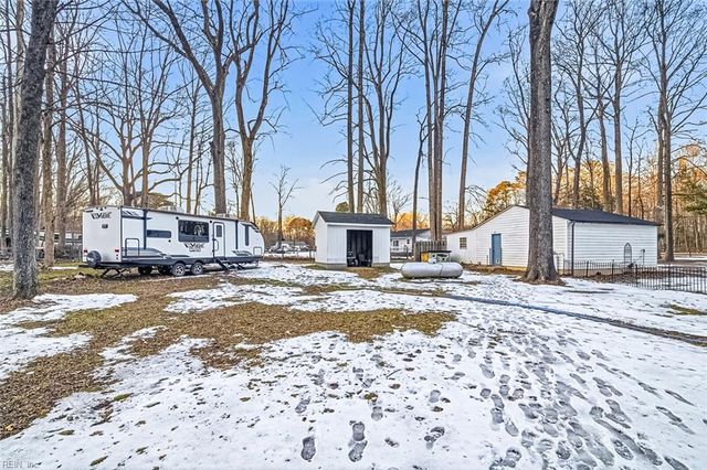 9105 Richmond RD, Toano, VA 23168