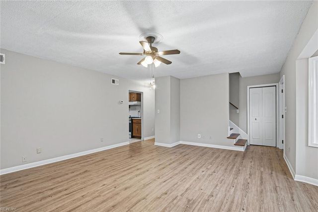 9105 Richmond RD, Toano, VA 23168