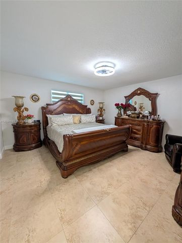 8275 NW 186th Street 801, Hialeah, FL 33015