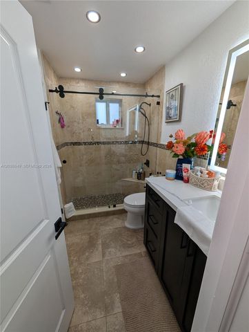 8275 NW 186th Street 801, Hialeah, FL 33015