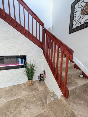 8275 NW 186th Street 801, Hialeah, FL 33015