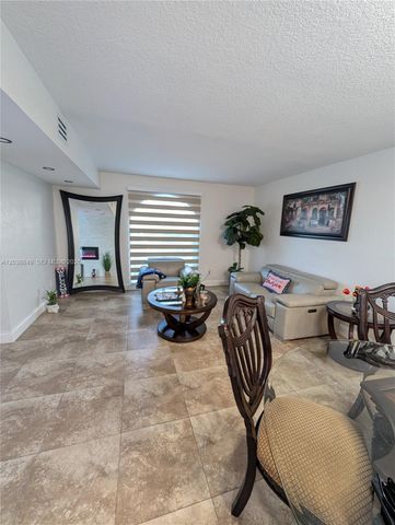 8275 NW 186th Street 801, Hialeah, FL 33015