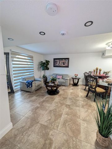 8275 NW 186th Street 801, Hialeah, FL 33015