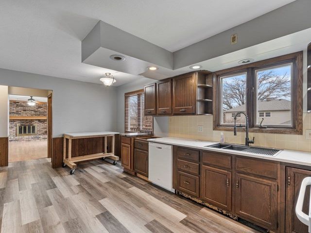 1470 Terrace Park Drive, Bettendorf, IA 52722