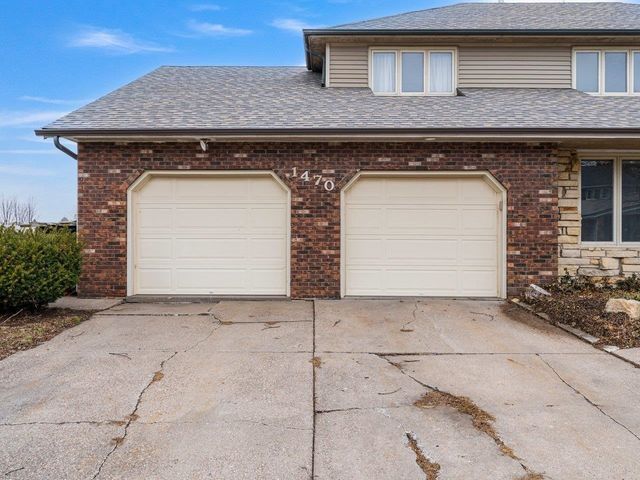 1470 Terrace Park Drive, Bettendorf, IA 52722