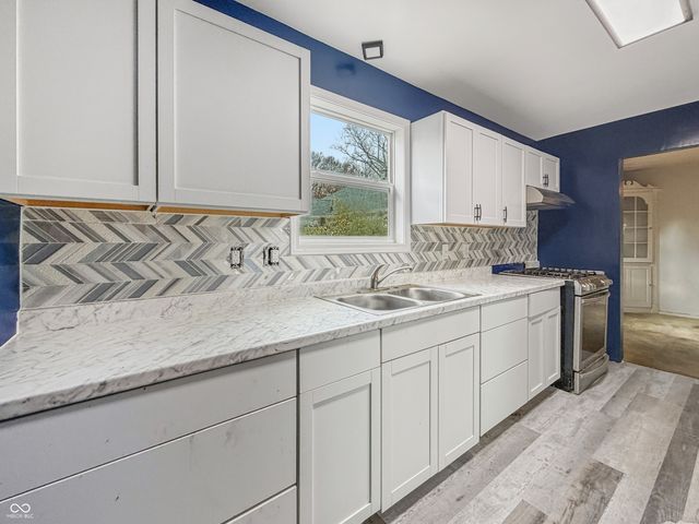 3230 Medford Avenue, Indianapolis, IN 46222