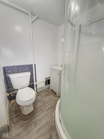 3230 Medford Avenue, Indianapolis, IN 46222