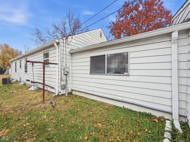3230 Medford Avenue, Indianapolis, IN 46222