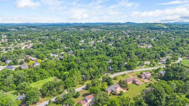 5632 Clovermeade Dr, Brentwood, TN 37027
