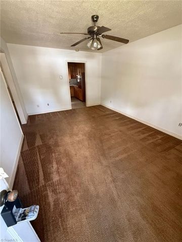 115 Forsyth Street, Thomasville, NC 27360