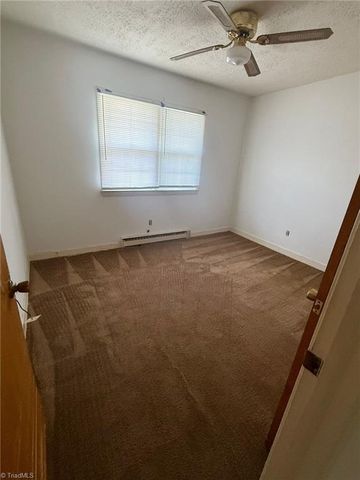 115 Forsyth Street, Thomasville, NC 27360