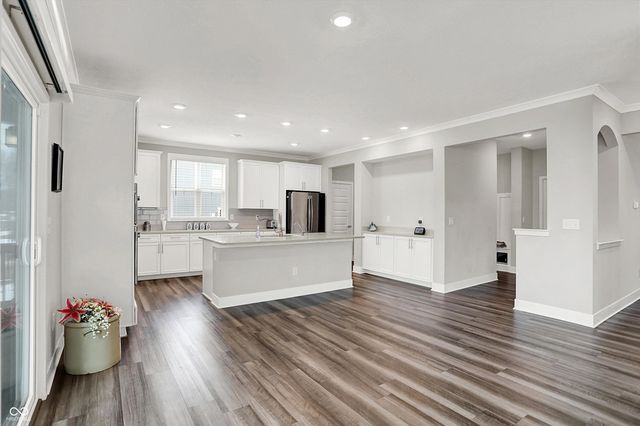 18813 Stonebluff Lane, Noblesville, IN 46062