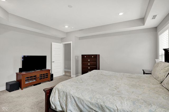 18813 Stonebluff Lane, Noblesville, IN 46062