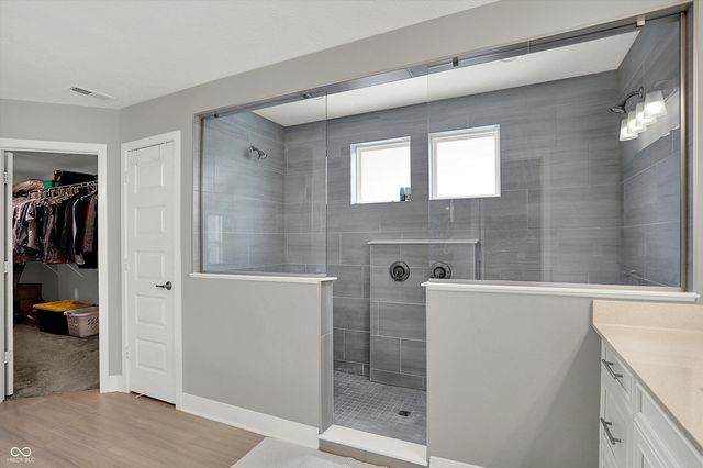 18813 Stonebluff Lane, Noblesville, IN 46062