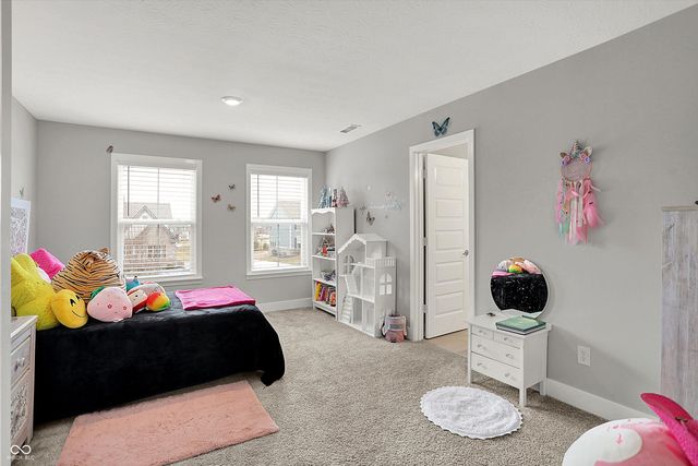 18813 Stonebluff Lane, Noblesville, IN 46062