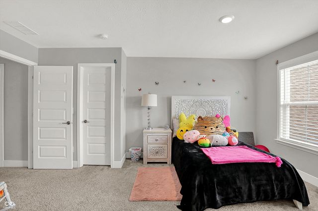 18813 Stonebluff Lane, Noblesville, IN 46062