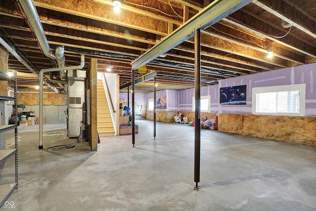 18813 Stonebluff Lane, Noblesville, IN 46062