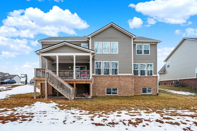 18813 Stonebluff Lane, Noblesville, IN 46062