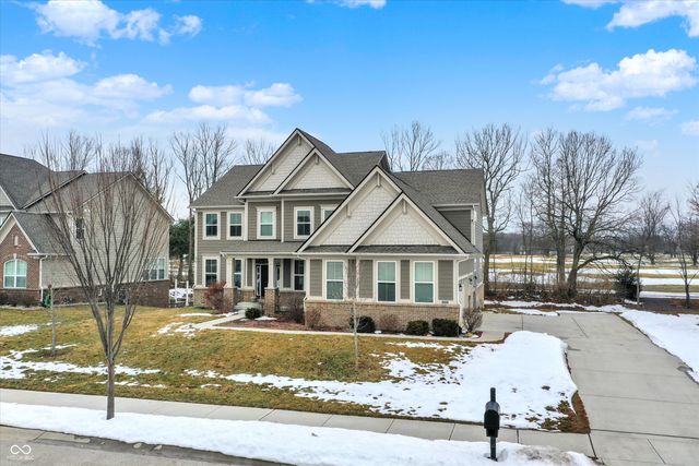 18813 Stonebluff Lane, Noblesville, IN 46062
