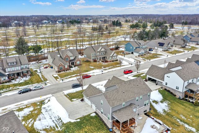 18813 Stonebluff Lane, Noblesville, IN 46062