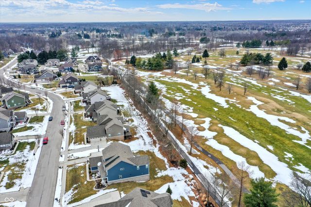 18813 Stonebluff Lane, Noblesville, IN 46062