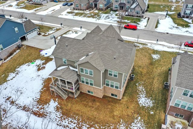 18813 Stonebluff Lane, Noblesville, IN 46062