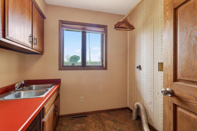 1920 BASSETT PLACE, Wisconsin Rapids, WI 54494