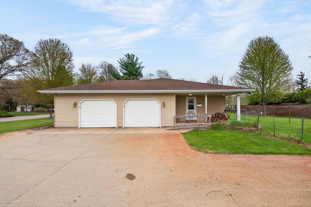 1920 BASSETT PLACE, Wisconsin Rapids, WI 54494