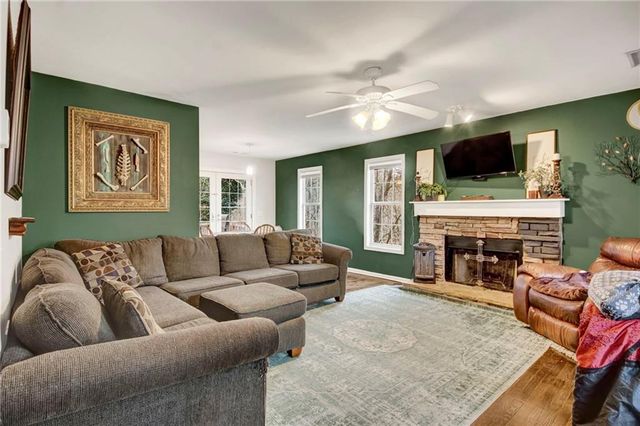 517 Misty Creek, Canton, GA 30114