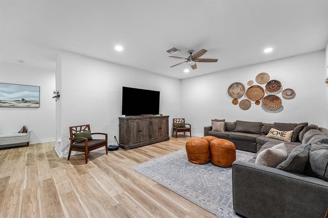 1056 Community Drive, Jupiter, FL 33458