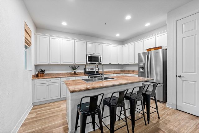 1056 Community Drive, Jupiter, FL 33458