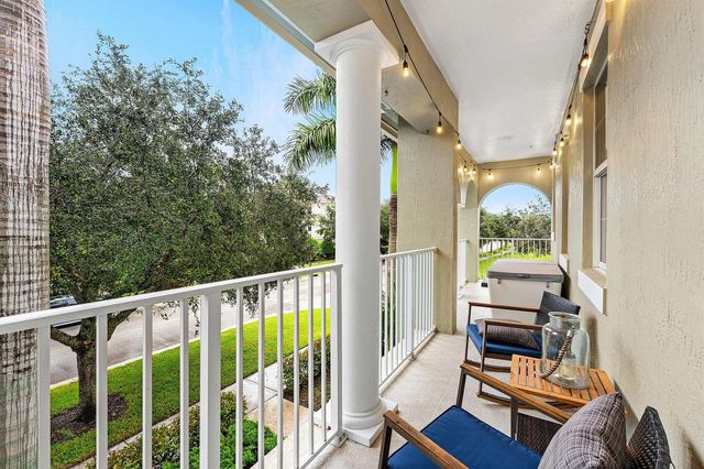 1056 Community Drive, Jupiter, FL 33458