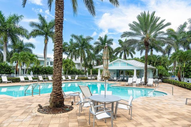 1056 Community Drive, Jupiter, FL 33458