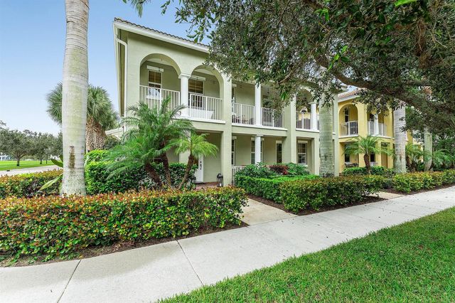 1056 Community Drive, Jupiter, FL 33458