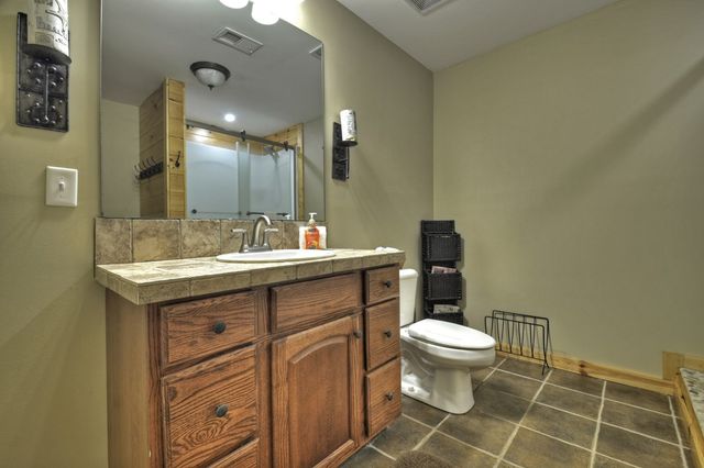 67 Lakeshore Drive, Blairsville, GA 30512