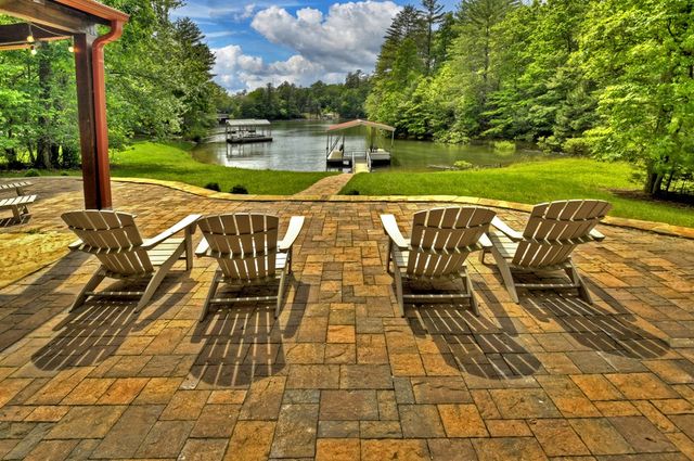 67 Lakeshore Drive, Blairsville, GA 30512