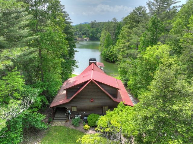 67 Lakeshore Drive, Blairsville, GA 30512