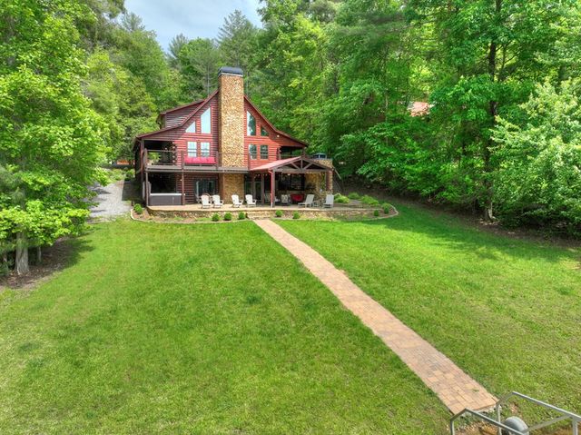 67 Lakeshore Drive, Blairsville, GA 30512