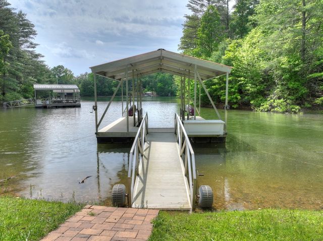 67 Lakeshore Drive, Blairsville, GA 30512